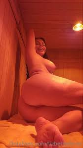 Lizbeth Rodríguez Desnuda en el Sauna