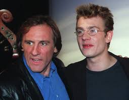 Sur le tournage de pas si méchant que ça de claude goretta, puis de 1900 (novencento) de bernardo bertolucci, à parme, le comédien français retrace avec. Guillaume Depardieu Ist Tot Die Kindheit Des Ikarus Kino Faz