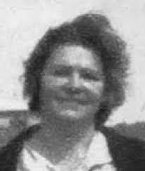 Dora Hirsch's Instagram, Twitter & Facebook