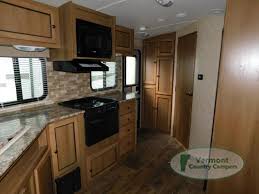 Used 2013 Cruiser Shadow Cruiser S 225rbs Travel Trailer At Vermont Country Campers East Montpelier Vt 2241 Travel Trailer Cruisers Corner Bath