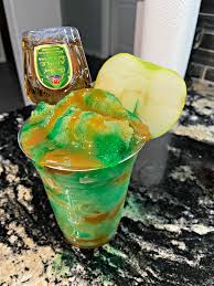 This crown apple cocktail is a refreshing recipe for happy hour, holidays or any party! Quite Literally Supposedly Frozen Caramel Apple Crown Drink Gtbae