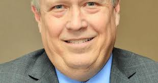 Gainer to work for white-collar crime center