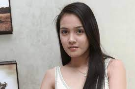 Dan eiffel i'm in love. Dari Manis Hingga Elegan Inilah Transformasi Shandy Aulia