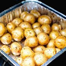 Crispy Creamer Potatoes That Are Seasoned And Smoked On A Pellet Grill These Seasoned Potatoes On Smoker Smoked Potatoes Seasoned Potatoes Smoked Food Recipes