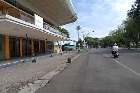 Dengan panjang 50 m dan mempunyai 8 lintasan. Ingat Malam Tahun Baru 2021 Di Kota Pasuruan Ada Pemberlakuan Jam Malam