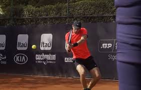 Resultados ao vivo do nicolás jarry (e grátis transmissão de video em directo online), tabelas e resultados de todas competições de tennis que o nicolás jarry disputou. Nicolas Jarry Cayo En Los Cuartos De Final Del Challenger De Santiago El Deportero