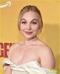 Sabrina Carpenter Reunites With Danielle Fishel at 'Emergency' Premiere in  LA: Photo 4757673