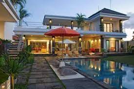 Meskipun bisa dibenarkan, namun ada perbedaan yang mencolok untuk memisahkan sujiva living di bali karya somia design. Gaya Rumah Bali Modern Dua Lantai Info Bisnis Properti Gaya Rumah Rumah Bergaya Mediterania Desain Rumah