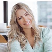 Bianca LeBlanc's Instagram, Twitter & Facebook