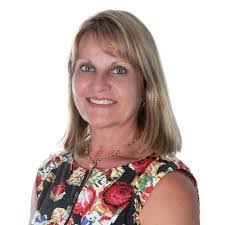 Becky Hackney's Instagram, Twitter & Facebook