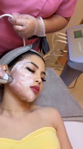 𝗦𝗞𝗜𝗡 𝗥𝗘𝗕𝗢𝗢𝗧 𝗘𝗙𝗙𝗘𝗖𝗧 ✨ Just did 1 session of Skin Reboot for  the face at Glims Skin and body clinic @glims.official 💆‍♀️ Skin feels  refreshed, calm, and awakened 🤍 If this is