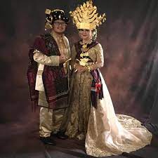Tehnik stick dan payet hallon full. 4 Jenis Utama Model Kebaya Pengantin Batak Paling Populer Kebaya Rosi Penjahit Kebaya Bandung