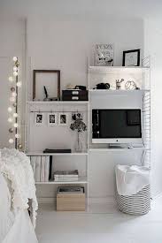 20 Lovely Minimalist Bedroom Decorating Ideas For Small Spaces 19 Small Bedroom Decor Bedroom Decor Inspiration Bedroom Interior