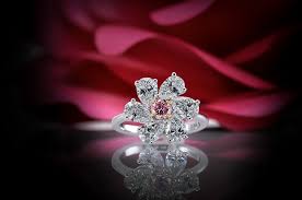 Just dip your jewelry in the solution and the everyday elements that ca. How To Clean Jewelry 6 Jewelry Cleaning Diy Leibish