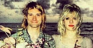 Cobain formed nirvana in 1987, with krist novoselic. E R5fbyh44r8hm