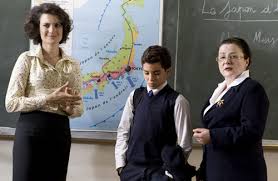 Sami benboudaoud, 14 ans, vit heureux et content avec leurs amis dans leur chalon de quartier. Depois Da Escola Fusao Vale Neuilly Sa Mere Samy Et Chales Extrait Mamaindeval Com