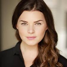 Danielle Rayner's Instagram, Twitter & Facebook