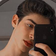 Manu rios came to the limelight after he was posted by marriedbiography last modified april 15, 2021 | in net worth , relationship. ð™„ð™˜ð™¤ð™£ð™¨ Manu Rios Mirror Selfies Facebook