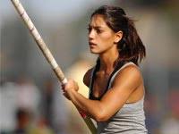 Le saut à la perche est un sport spectaculaire et ce n'est pas renaud lavillenie qui dira le contraire. Allison Stokke Objet Sexuel Malgre Elle Marathons Fr