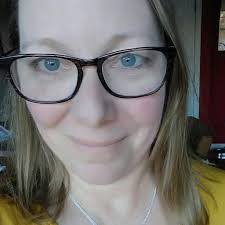 Kerri Goodwin's Instagram, Twitter & Facebook