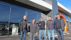 93 likes · 7 were here. Leclerc Debarque Dans L Auto