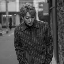 Sebenarnya way back home adalah lagu dari penyanyi asal korea selatan, shaun yang sepenuhnya berbahasa korea atau hangul, namun lagu ini . Shaun ìˆ€ Way Back Home Sam Feldt Edit Lyrics Genius Lyrics