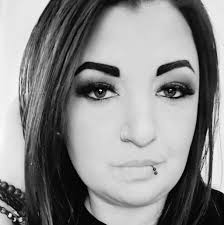 Look what's new at Rosati's! Stromboli bites, AKA Strombolini, have  arrived! 💥 They're filled with fresh, delicious ingredients like  pepperoni, spinach, and cheese and baked to a golden perfection. Get a  6-piece