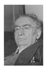 PDF) Arnaldo Momigliano