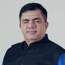 Amazon.in: Vijay Narayan Govind: books, biography, latest update