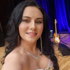 Good night everyone! composition: Ave Maria, D. 839 interpreter: Barbara  Bonney album: Ave Maria YouTube license from: WMG (on behalf of Erato  Disques); LatinAutor, UNIAO BRASILEIRA DE EDITORAS DE MUSICA