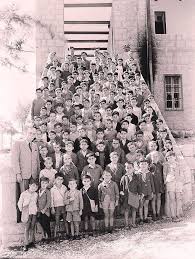 صورة جماعية لطلاب مدرسة للبنين الخليل فلسطين Group Photo Of Students Of School For Boys Hebron Palestine 1932 ١٩٣٢
