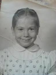 A member of our group living in Ireland researching her family history  asked if I could assist her in locating a family grave recently, which I  did..Since then she has had the