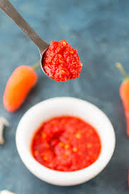 Long before the world declares its undying love for sriracha, the rooster sauce from california. Homemade Chili Garlic Sauce Recipe Sosse Selber Machen Chilipaste Selber Machen Eingelegtes Essen