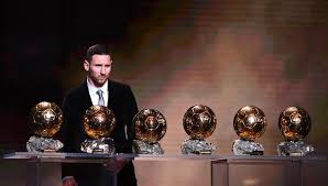 Qui est ballon d or 2016. Ballon D Or Lionel Messi Sacre Pour La 6e Fois Record Absolu