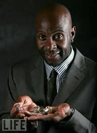 Jerry Rice with a few rings. Super Bowl rings that is. Go 9ers!