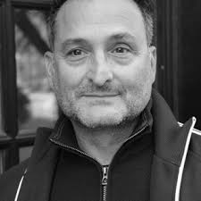 Letterbox by Ricardo Mulero