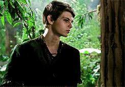 Beast I Still Don T Like Her Robbie Kay Peter Pan Peter Pan Ouat Peter Pan Imagines