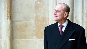 Obwohl prinz philip diverse affären nachgesagt wurden, galt er bis zum schluss als der wichtigste berater und die wichtigste stütze seiner frau, vor allem nachdem die anderen beiden eckpfeiler im leben der königin, ihre schwester und ihre mutter verstorben waren. Prinz Philip Der Herzog Von Edinburgh Ndr De Kultur