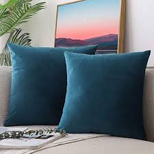 I cuscini da esterno che propone avalon, infatti, sono pensati in diversi colori e fantasie, per potersi adattare all'arredo dei divani, delle sedie o dei tavoli. Cuscini Per Divano Blu