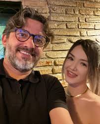 The Best of Two Worlds] Columbia Records, 1976. Stan Getz e João Gilberto,  com a participação de Miúcha, à época casada com João Gilberto. 🎶 1.  "Double Rainbow" (Antônio Carlos Jobim, Gene