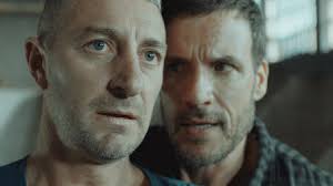 A policewoman whose childhood friend disappeared in patagonia years ago starts a new search to find answers, and soon finds her own life in danger. Perdida Vermisst Netflix Offizielle Webseite