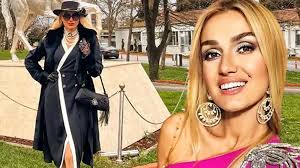 Tuğba Özay: Bu güzelliğimle çok daha farklı yerlerde olmam gerekirdi! -  Kıbrıs Türk Haber