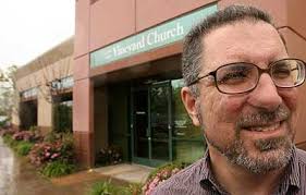 Tight spaces of worship