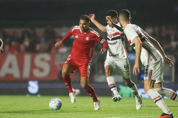 S&atilde;o Paulo vence e afunda o Inter na zona de rebaixamento