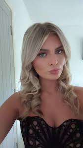 Mia Dempsey (@mia_dempsey12)