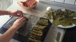 buzluk poseti ile kolay yaprak sarma sekli etli sarma sarimi youtube yemek yemek tarifleri yaprak