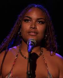 🦎 Folle soirée samedi dernier pour les Prix Paroles urbaines, organisés à  la Maison poème par Lezarts urbains. 🥳 Merci et félicitations aux 19  participant.es qui ont permis cette soirée incroyable. Merci