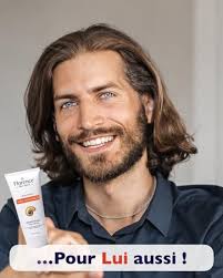 100ml. Crème Escargot Visage á l'ACIDE Hyaluronique Vitamine C. Soin Visage  et Contour des yeux Certifié Biologique. Crème Visage Anti Rides Pour Tous  Types de Peaux pour Femme et Homme. : Amazon.fr: