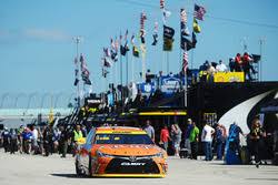 Carl edwards is one retired nascar driver who fans can't seem to stop talking about potentially returning. Carl Edwards Still Not Interested In Nascar Return