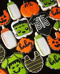 Halloween theme baby shower party is always incomplete if you don't plan fun activities and exciting games. 41 Halloween Baby Shower Ideas For Boys And Girls Stayglam